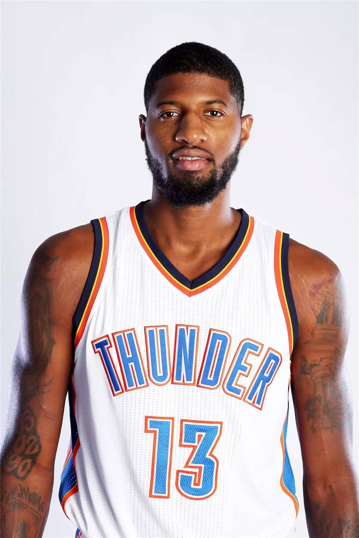 🧤以父之名，浅浅过个诞辰日~🎂今天是科贝尔的28...（🧤以父守门，低调庆生~🎂科贝尔迎来28岁）