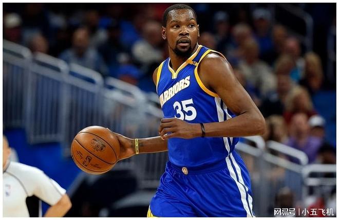 澳超半场：瓦拉提闪击，塔加特伤退，珀斯暂0-1悉尼FC（澳超半场战况：瓦拉提早早建功，塔加特因伤离场，珀斯0-1落后悉尼FC）