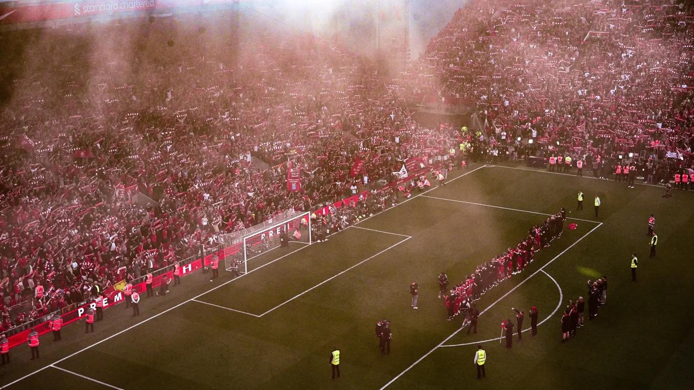 贝拉尔迪：我受伤前曾和球衣是间条衫的一家意甲豪门达成协议（贝拉尔迪：受伤前我已与一支穿条纹球衣的意甲豪门谈妥加盟）