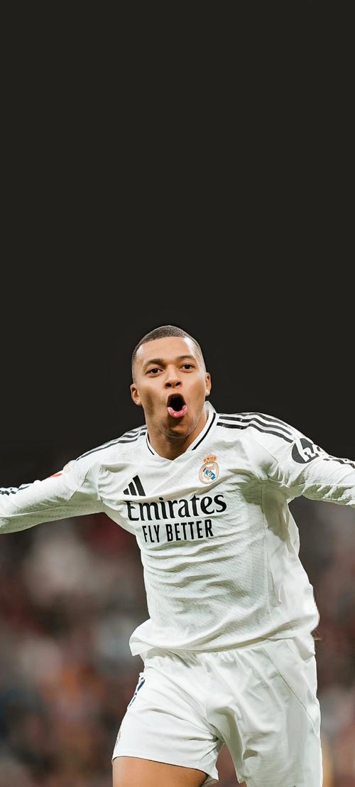 足球国足球员海外首发，发挥稳定（国脚海外联赛首发，表现稳健）