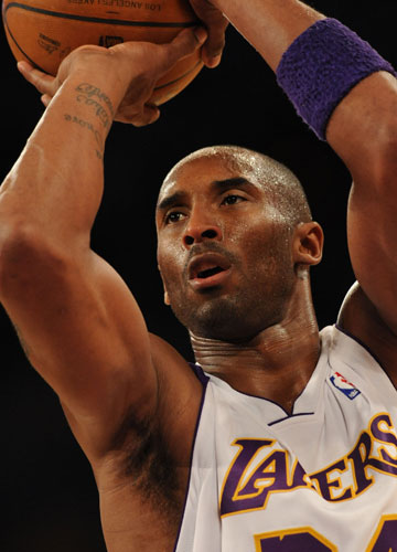 欧洲足球专家称赞瓦尔迪：他完美契合克雷莫内塞，能踢到41岁（欧洲足坛专家：瓦尔迪与克雷莫内塞是绝配，有望征战至41岁）