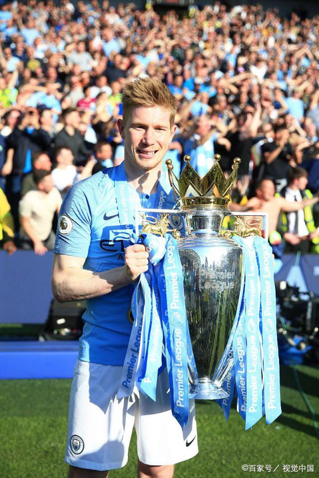 世界冠军黄雅琼、刘雨辰举行婚礼，樊振东、汪顺送上视频祝福（黄雅琼、刘雨辰喜结连理，樊振东、汪顺视频送祝福）