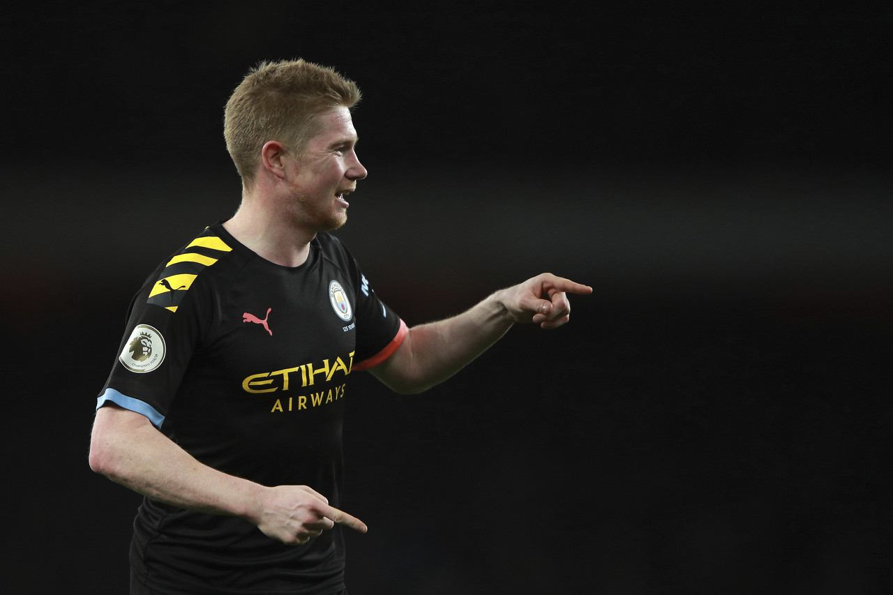 贴地斩助国米取胜，卡洛斯-奥古斯托打进生涯欧冠处子球（卡洛斯-奥古斯托欧冠首球，贴地斩助国米告捷）