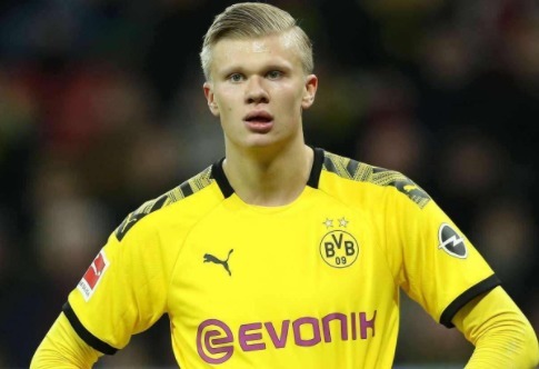 湖人浓眉哥篮下统治力助球队获胜（浓眉内线统治，湖人取胜）