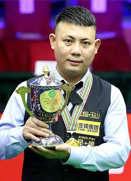 他对康复进 他对康复进